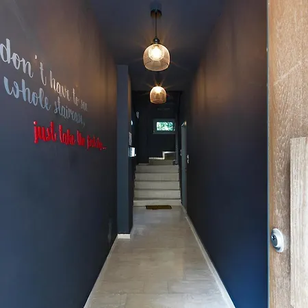 Brand New Loft Walking Distance To Acropolis Appartamento *