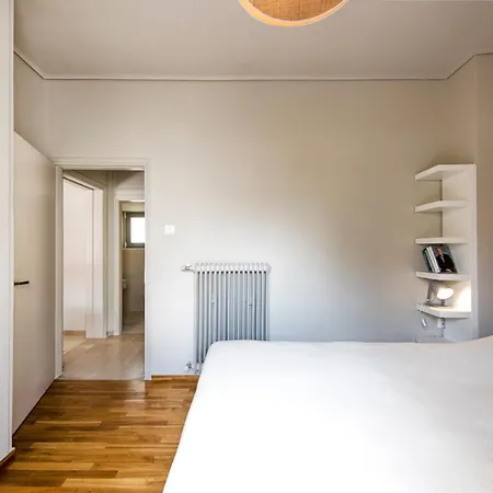 Brand New Loft Walking Distance To Acropolis